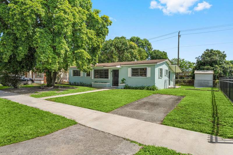 4 bedroom SingleFamilyResidence at 3850 NW 169th Terrace, Carol City Rev Plat, Miami Gardens — photo 3