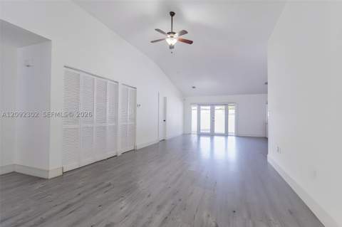 11389 SW 185th Ter, Miami FL - photo 22 of 47