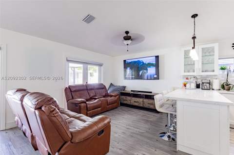 11389 SW 185th Ter, Miami FL - photo 23 of 47