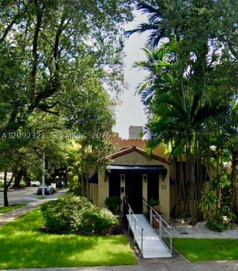 825 Madrid St, Coral Gables FL - photo 7 of 7