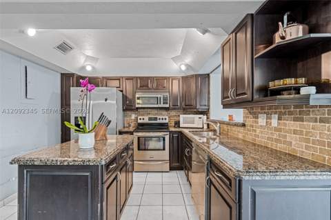 294 NW 134th Ct, Miami FL - photo 12 of 35