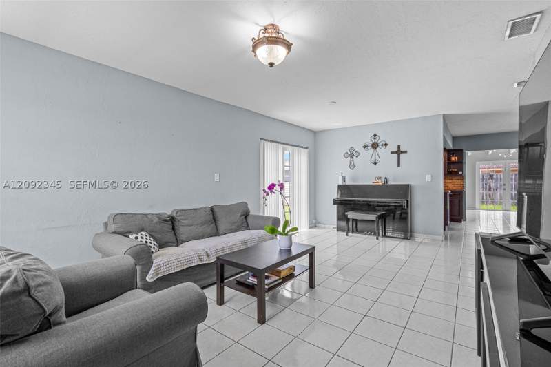 3 bedroom SingleFamilyResidence at 294 NW 134th Ct, Superior Homes Sec 2, Miami — photo 4