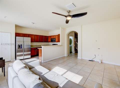 3316 W 91st Ter, Hialeah FL - photo 16 of 47