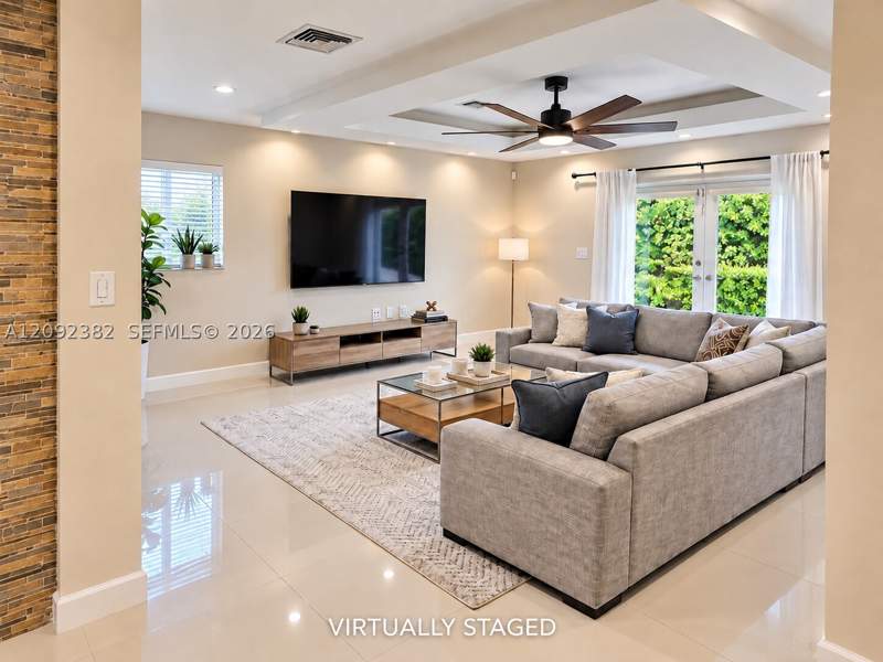 3 bedroom SingleFamilyResidence at 11312 SW 25 terr, california manors, Miami — photo 4