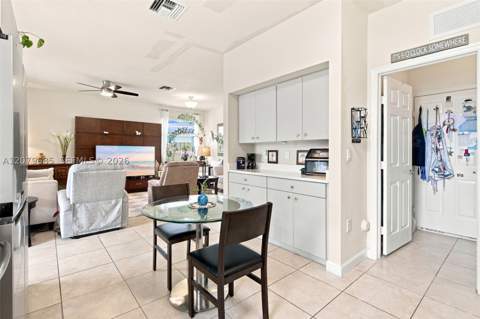 2466 NE 3rd Ct, Homestead FL - photo 8 of 38