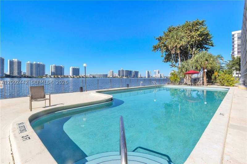 3 bedroom Condominium at 17600 N Bay Rd N302, Fairview House Condo, Sunny Isles Beach — photo 4