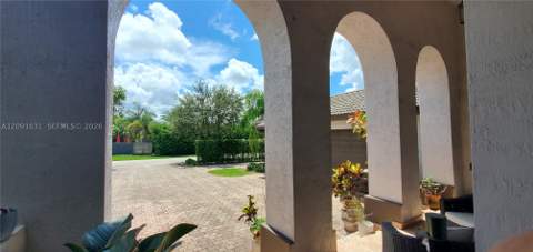 12965 SW 197th St, Miami FL - photo 6 of 31