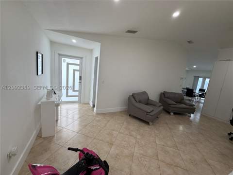12323 SW 198th St, Miami FL - photo 10 of 28