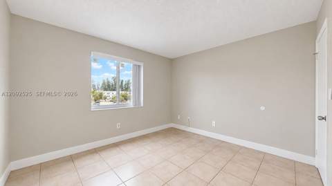 14850 Naranja Lakes Blvd B3D, Homestead FL - photo 13 of 57
