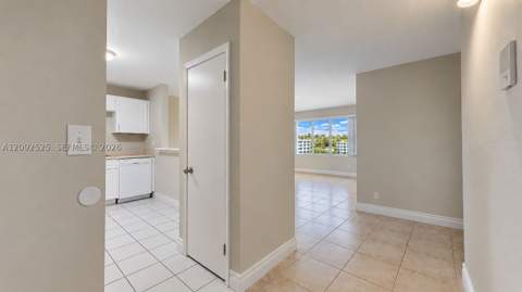 14850 Naranja Lakes Blvd B3D, Homestead FL - photo 18 of 57