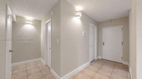 14850 Naranja Lakes Blvd B3D, Homestead FL - photo 6 of 57
