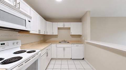 14850 Naranja Lakes Blvd B3D, Homestead FL - photo 7 of 57