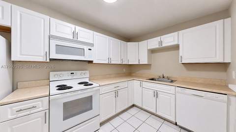 14850 Naranja Lakes Blvd B3D, Homestead FL - photo 8 of 57