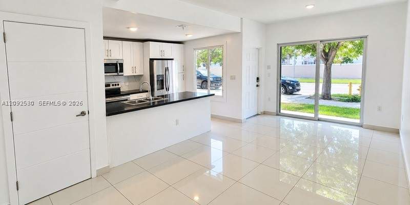 4 bedroom SingleFamilyResidence at 14004 SW 259th Way, Paradise Gardens, Homestead — photo 5