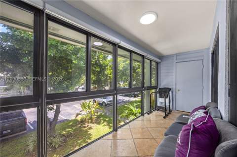 917 NE 199th St 204, Miami FL - photo 10 of 32