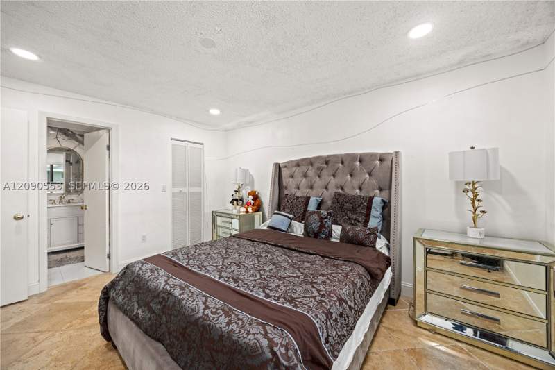 2 bedroom Condominium at 917 NE 199th St 204, Carmel At California Cl C, Miami — photo 4