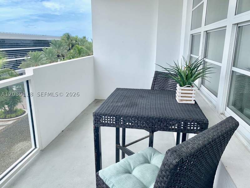 0 bedroom Condominium at 100 Lincoln Rd 427, The Decoplage Condo, Miami Beach — photo 3