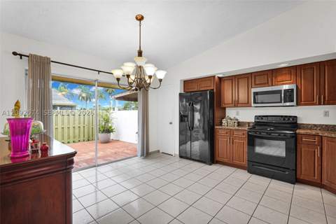 12334 SW 114th Ter, Miami FL - photo 8 of 24