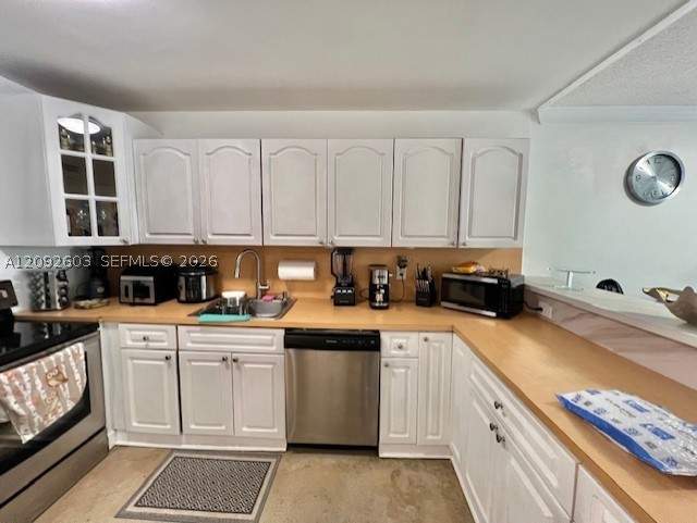 1 bedroom Condominium at 7830 Dickens Ave 203, Dickens Gardens Condo, Miami Beach — photo 3