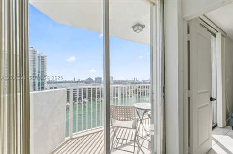 7933 E West Dr 1025, North Bay Village FL - photo 20 of 21
