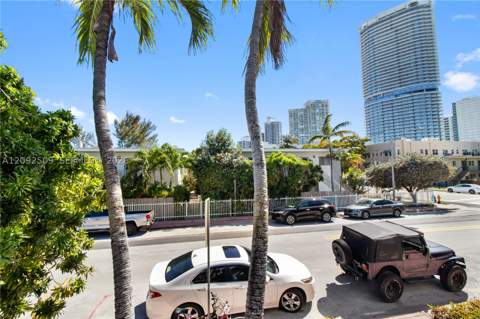 1050 7th St 1050-3, Miami Beach FL - photo 10 of 11