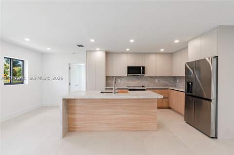 3355 NW 180th St, Miami Gardens FL - photo 10 of 30