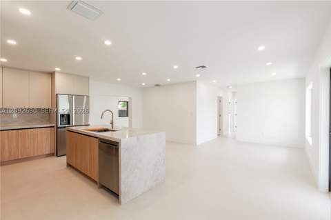 3355 NW 180th St, Miami Gardens FL - photo 13 of 30