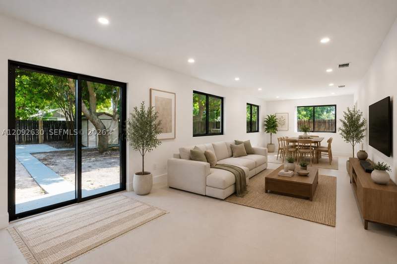 5 bedroom SingleFamilyResidence at 3355 NW 180th St, Bankers Sub #1, Miami Gardens — photo 5