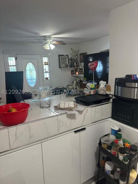 3425 NW 14th Ave, Miami FL - photo 10 of 31