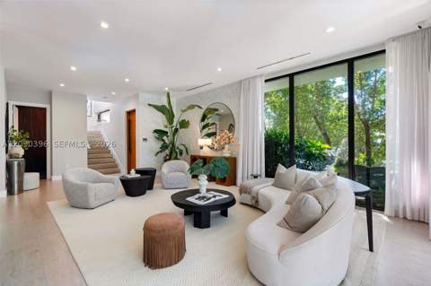 5701 N Bay Rd, Miami Beach FL - photo 12 of 60