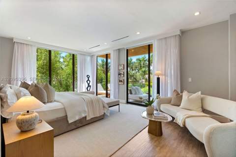 5701 N Bay Rd, Miami Beach FL - photo 21 of 60