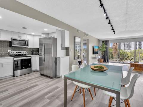 200 178th Dr 510, Sunny Isles Beach FL - photo 21 of 38