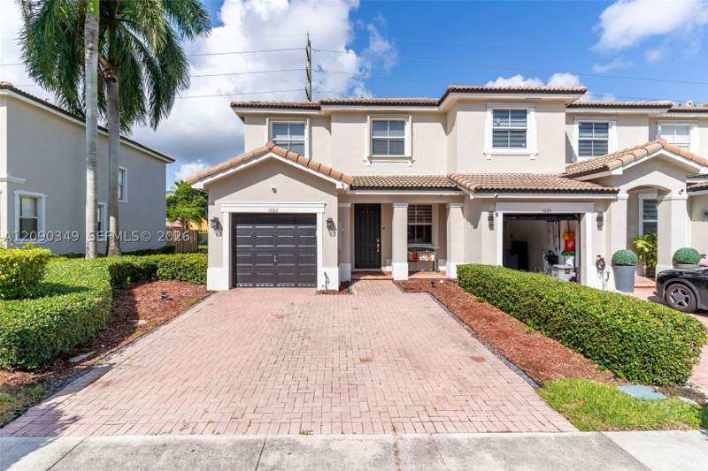 3 bedroom Townhouse at 1002 NE 41st Pl, Floridian Isles South, Homestead — photo 4