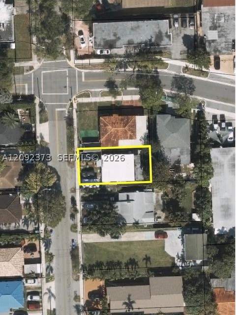 4 bedroom SingleFamilyResidence at 201 SW 30th Ave, Houston Heights, Miami — photo 3