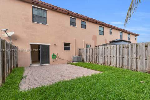 3778 SE 2nd Dr, Homestead FL - photo 7 of 32