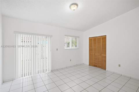 12641 NW 102nd Pl, Hialeah Gardens FL - photo 9 of 31