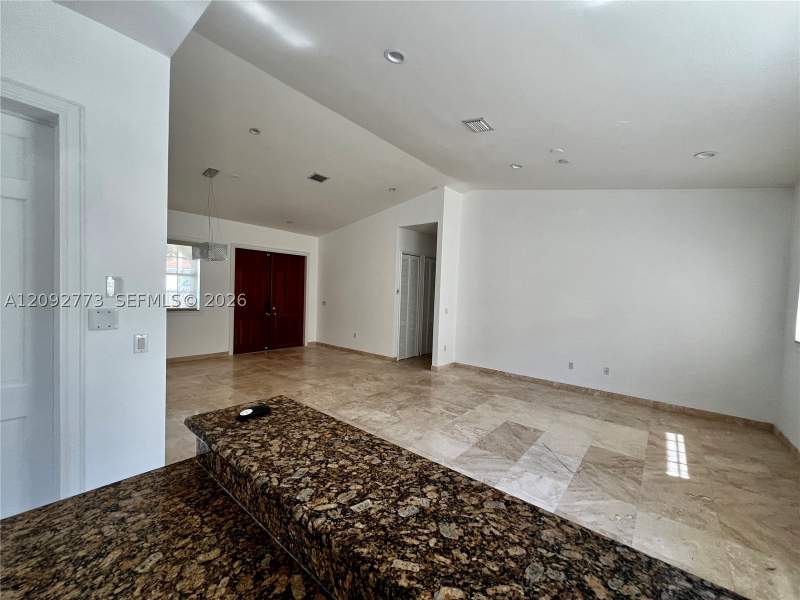 3 bedroom SingleFamilyResidence at 2301 SW 22nd Ave, New Shenandoah, Miami — photo 4