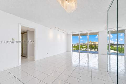 18021 Biscayne Blvd 1102, Aventura FL - photo 11 of 33