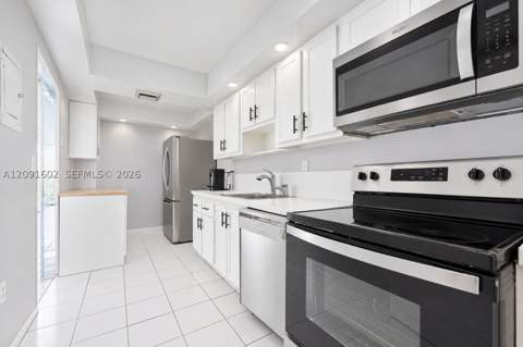 18021 Biscayne Blvd 1102, Aventura FL - photo 15 of 33