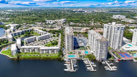 18021 Biscayne Blvd 1102, Aventura FL - photo 24 of 33