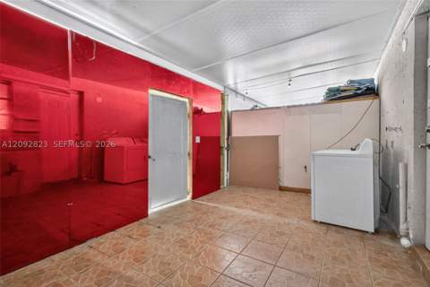 275 W 68th St 106, Hialeah FL - photo 13 of 29
