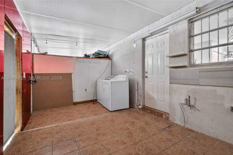 275 W 68th St 106, Hialeah FL - photo 14 of 29