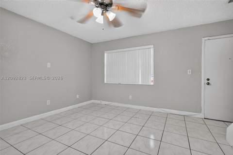 275 W 68th St 106, Hialeah FL - photo 21 of 29