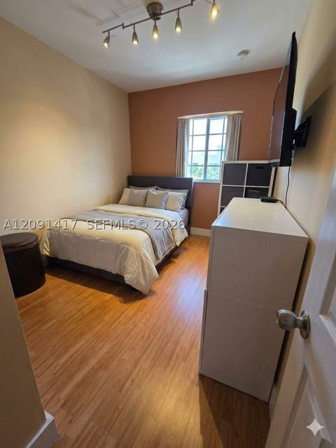 9045 SW 203rd Ter, Cutler Bay FL - photo 11 of 20
