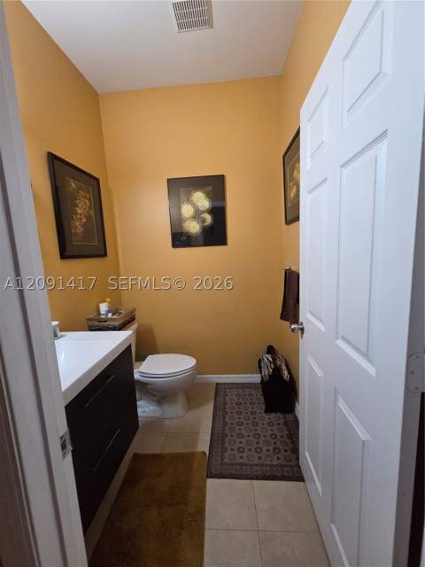 9045 SW 203rd Ter, Cutler Bay FL - photo 7 of 20