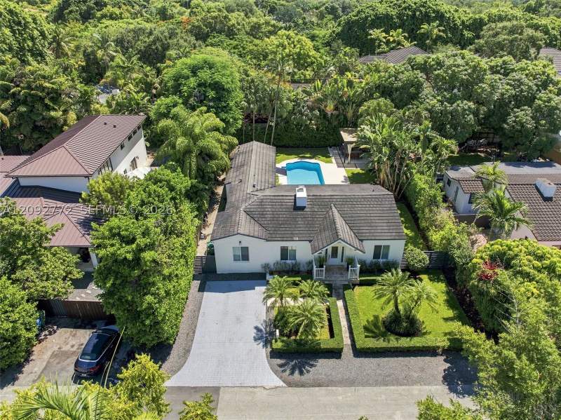 3 bedroom SingleFamilyResidence at 7215 SW 54th Ct, High Pines Rev Plat Of 2N, Miami — photo 2