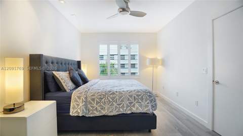 1460 Ocean Dr 407, Miami Beach FL - photo 20 of 37