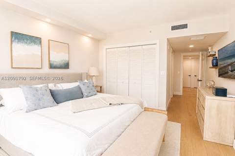 430 Grand Bay Dr 606, Key Biscayne FL - photo 16 of 35