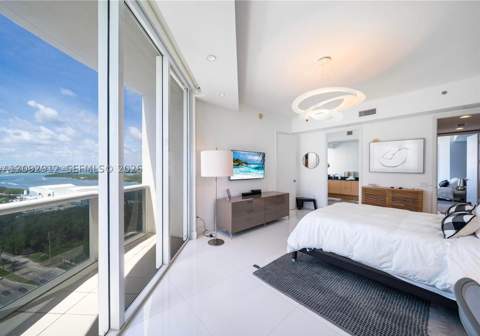 15811 Collins Ave 2006, Sunny Isles Beach FL - photo 6 of 13