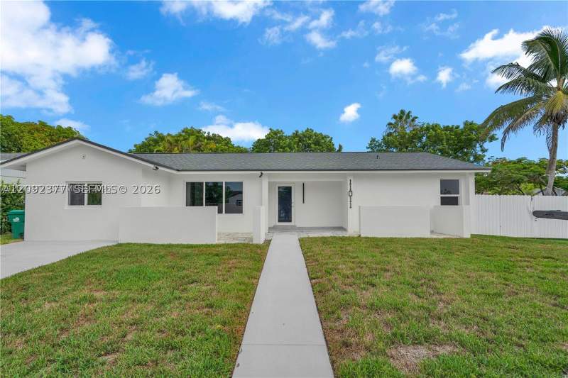 4 bedroom SingleFamilyResidence at 11011 SW 162nd Ter, Pine Lake Sec Two, Miami — photo 5